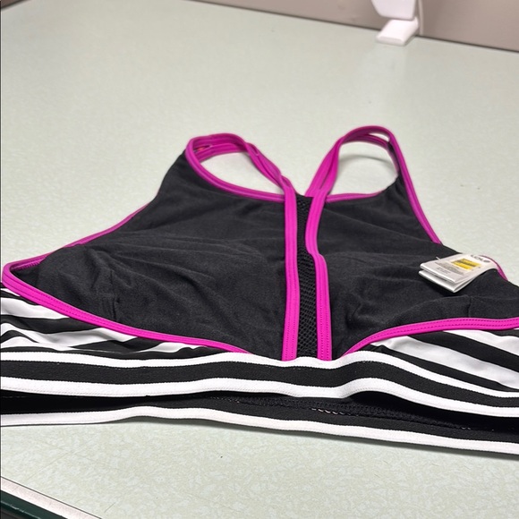 Chic Multicolor Abstract Bikini Set - Picture 8 of 12